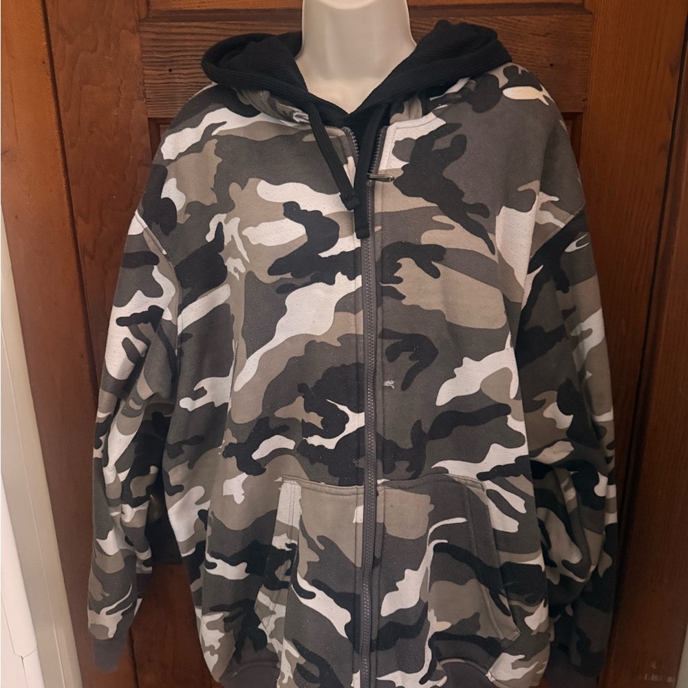 Men's or Women’s Camouflage Zip-Up Hoodie - Black, Olive, Gray, White